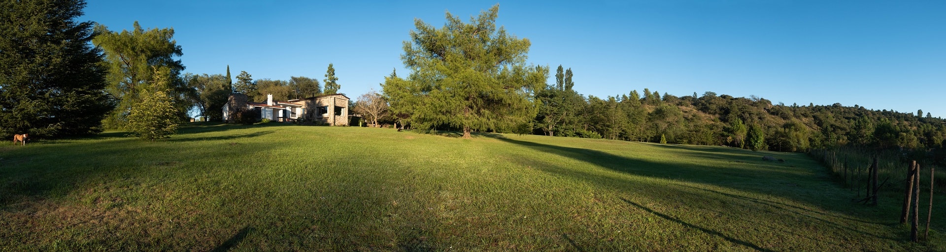 Casa Vieja y el parque