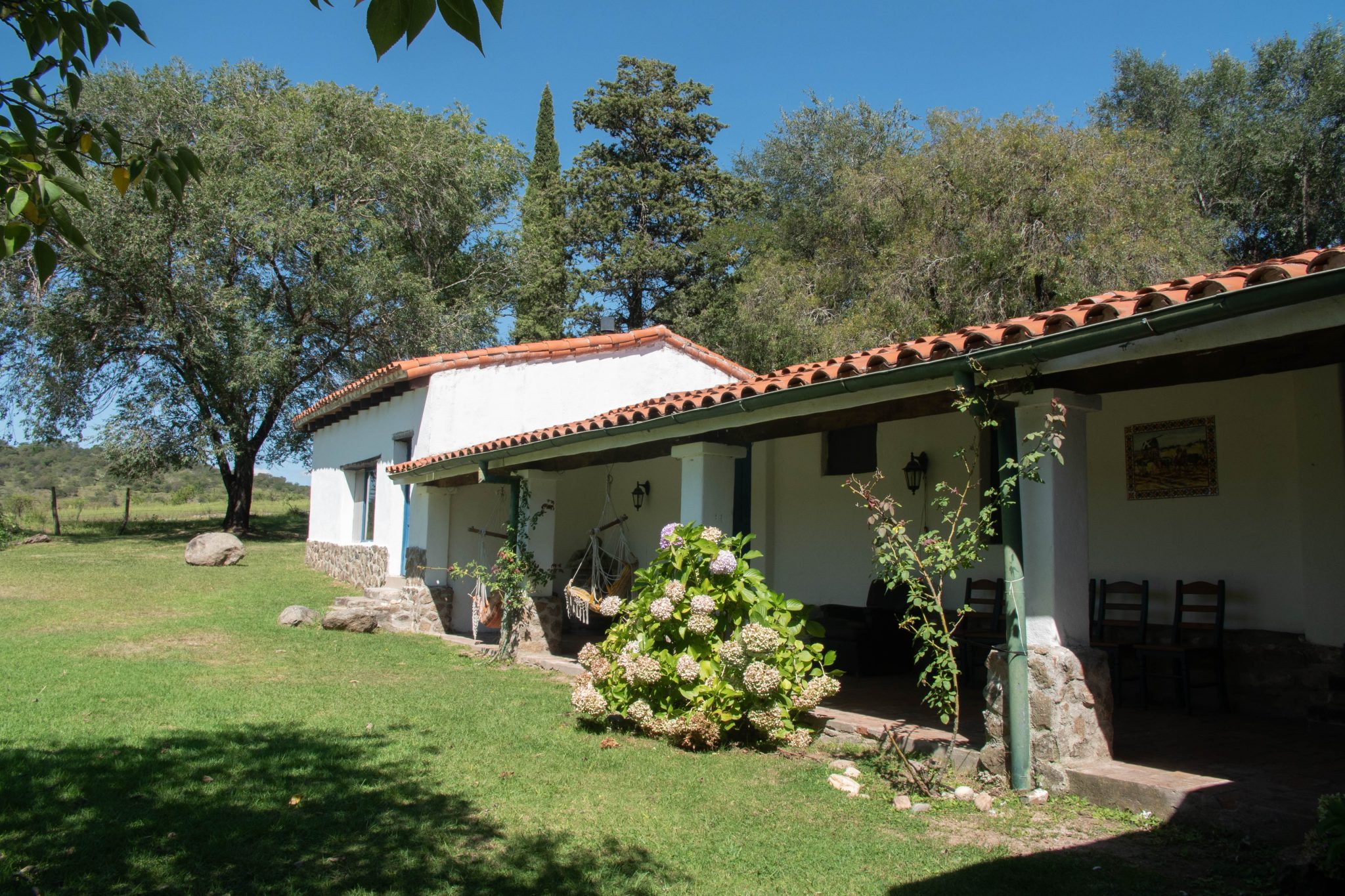 Costado de la casa